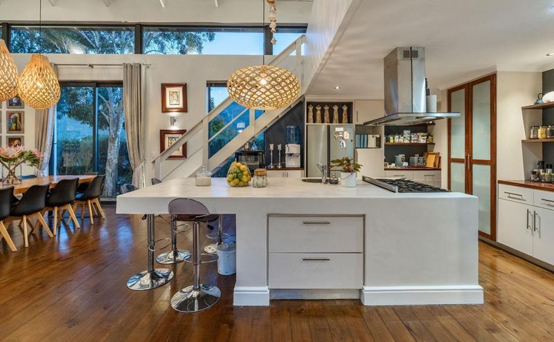 5 Bedroom Property for Sale in Hout Bay Western Cape